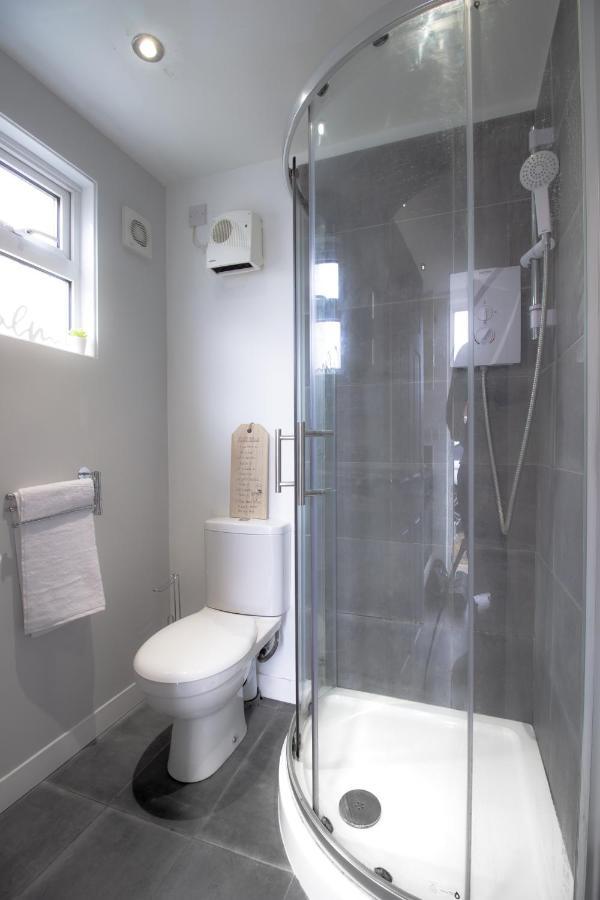 Bournemouth - Self Contained Annex Appartement Buitenkant foto